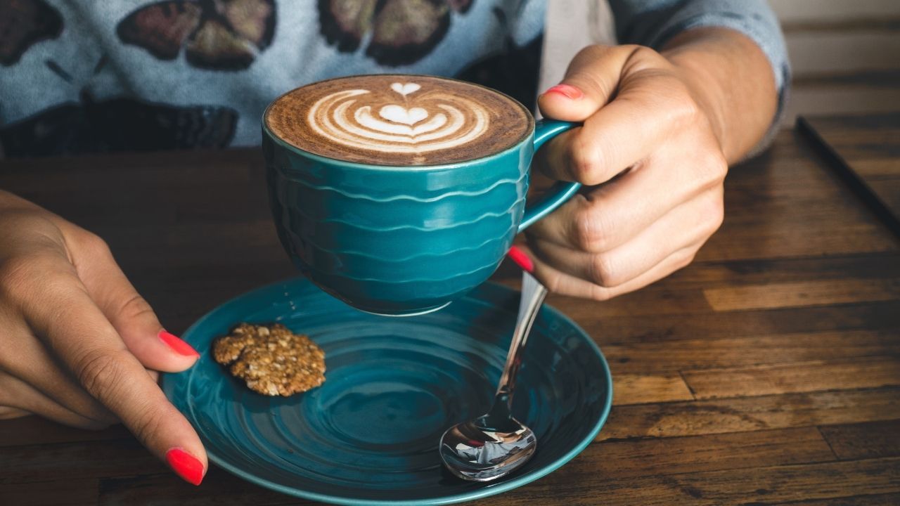 Korzyści spożywania Skima Coffee San Salvador: Dlaczego warto spróbować kawy 100 % Arabiki z nutą czekolady i owoców?